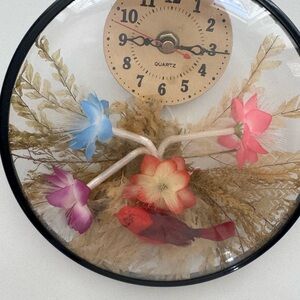 Nature-Inspired Wall Clock with Vibrant Floral Design